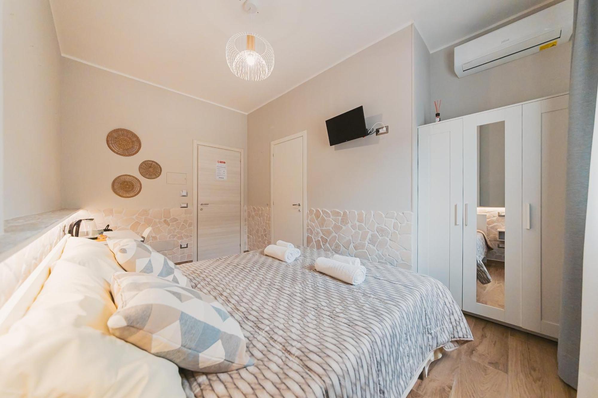 Apulia Rooms Bari Ngoại thất bức ảnh